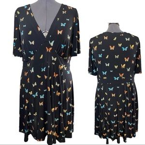 Torrid butterfly flutter sleeve dress 3XL